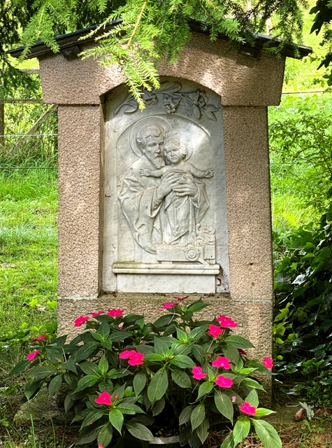 Lourdesgrotte Haslach, auf dem Gelnde des Heims St. Konrad