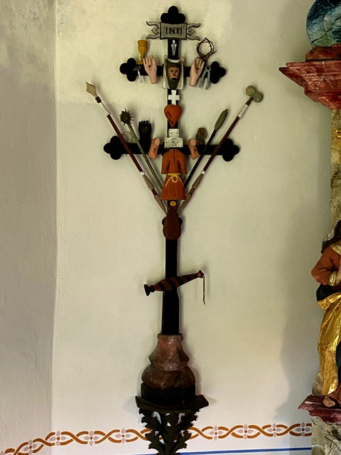 Arma-Christi-Kreuz in der Kapelle Hittisweiler
