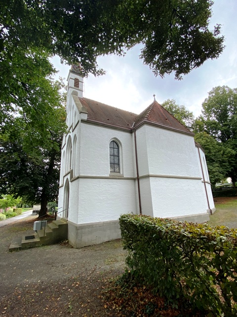 Kreuzweg auf dem Friedhof von Mengen