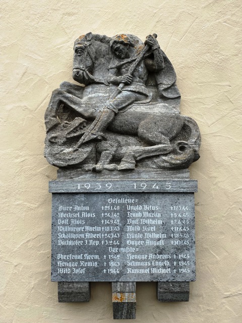 Mooshausen, Kriegerdenkmal, Ansicht