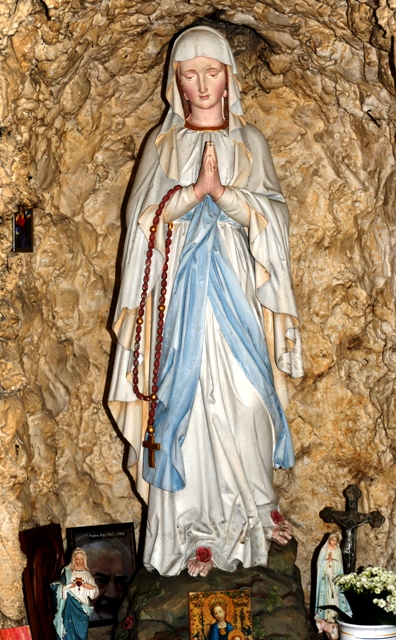 Lourdesgrotte bei der Kapuzinerkirche Riedlingen