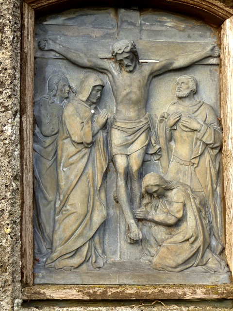 Kreuzweg zur Loretokapelle, Station 11, Jesus stirbt am Kreuz