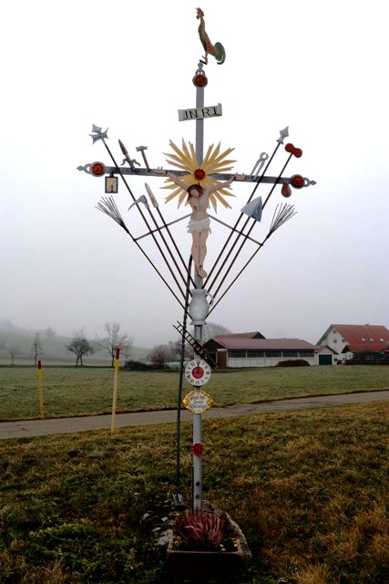 Zaisenhofen, Arma-Christi-Kreuz, gesamt